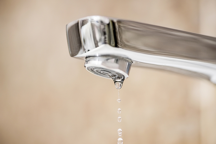 What Causes A Faucet To Drip 7 Possible Reasons Psymbolic - What Causes A Bathroom Sink To Drip